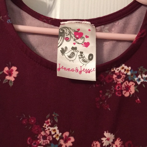 Burgundy floral dress - Picture 4 of 4